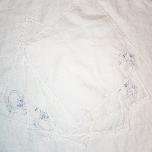 Antique Embroidered Silk Bridal Kerchiefs - Picture 7 of 12